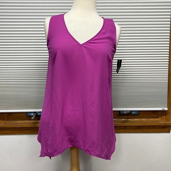 INC International Concepts NWT Purple Handkercheif Hem Sleeveless V Neck Top - Picture 3 of 13